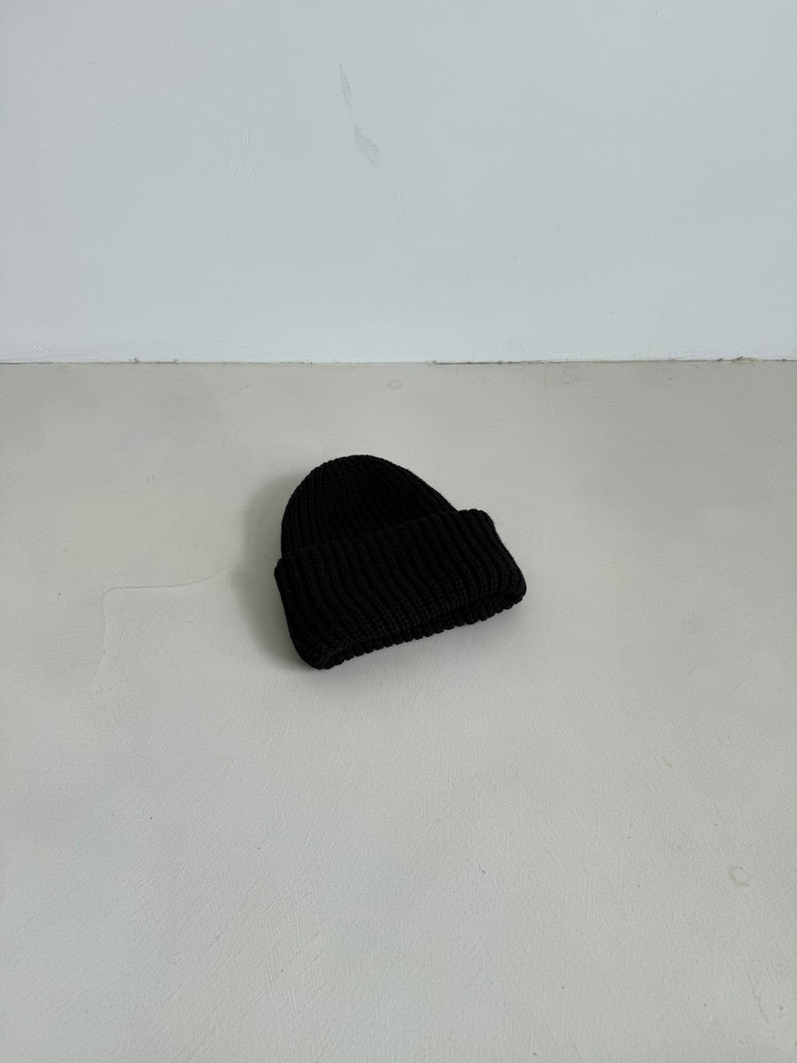 Ultra Chunky Oversized American Beanie [BLACK]